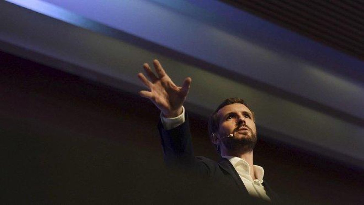 Casado, en la convención económica del PP en Córdaba, estes sábado.-