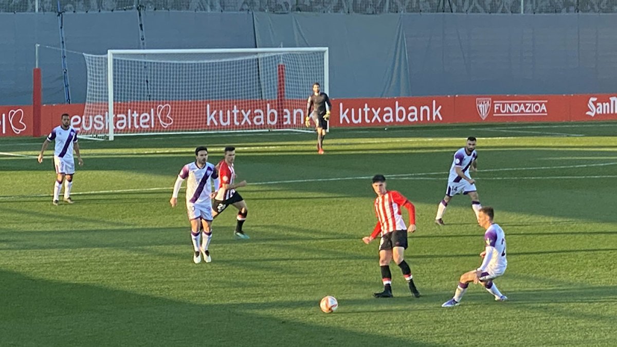 Imagen del Numancia en su amistoso en Lezama. HDS