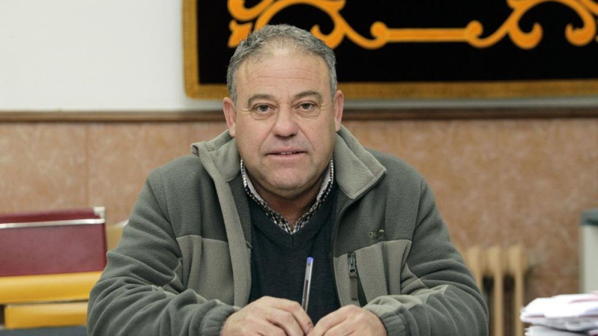 Jesús Mayo, alcalde de Dévanos.-L.A.T.