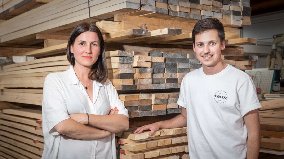 Vanesa Baño Gómez y Gonzalo Cabrera Perdigón, investigadores del Cesefor.  GONZALO MONTESEGURO