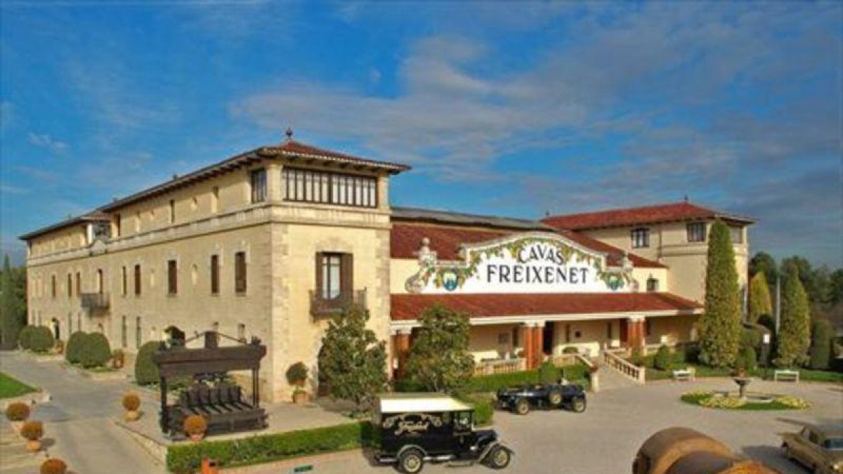 Un aspecto de las cavas Freixenet, en Sant Sadurní dAnoia.-ARCHIVO