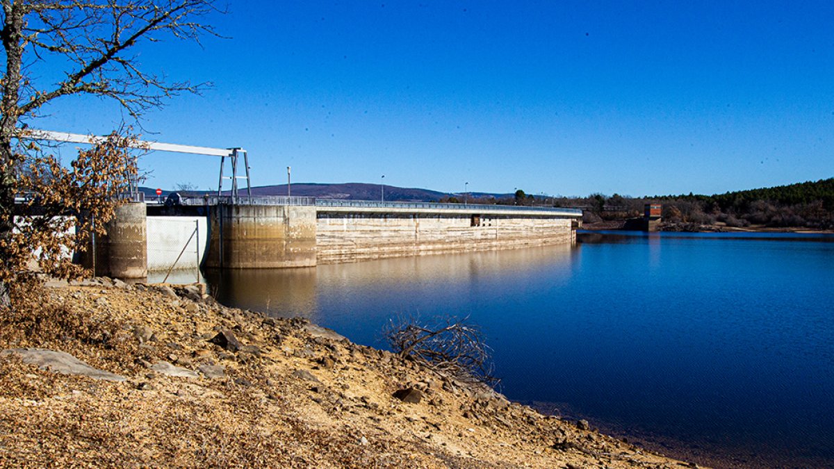Embalse de la Cuerda del Pozo en Soria - MARIO TEJEDOR
