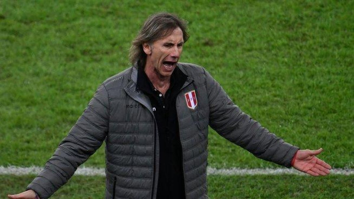 Ricardo Gareca, entrenador de la selección de fútbol de Perú.-