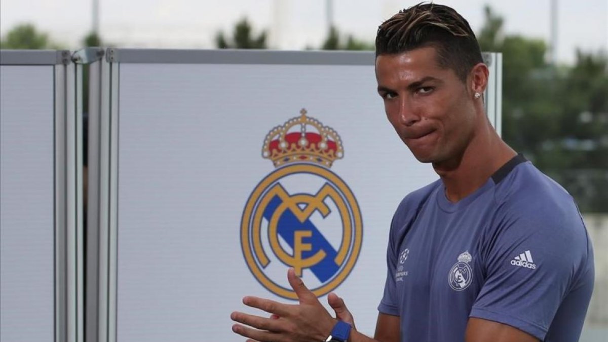 Cristiano Ronaldo, durante la jornada de puertas abiertas a la prensa de este martes en Valdebebas.-SERGIO PÉREZ