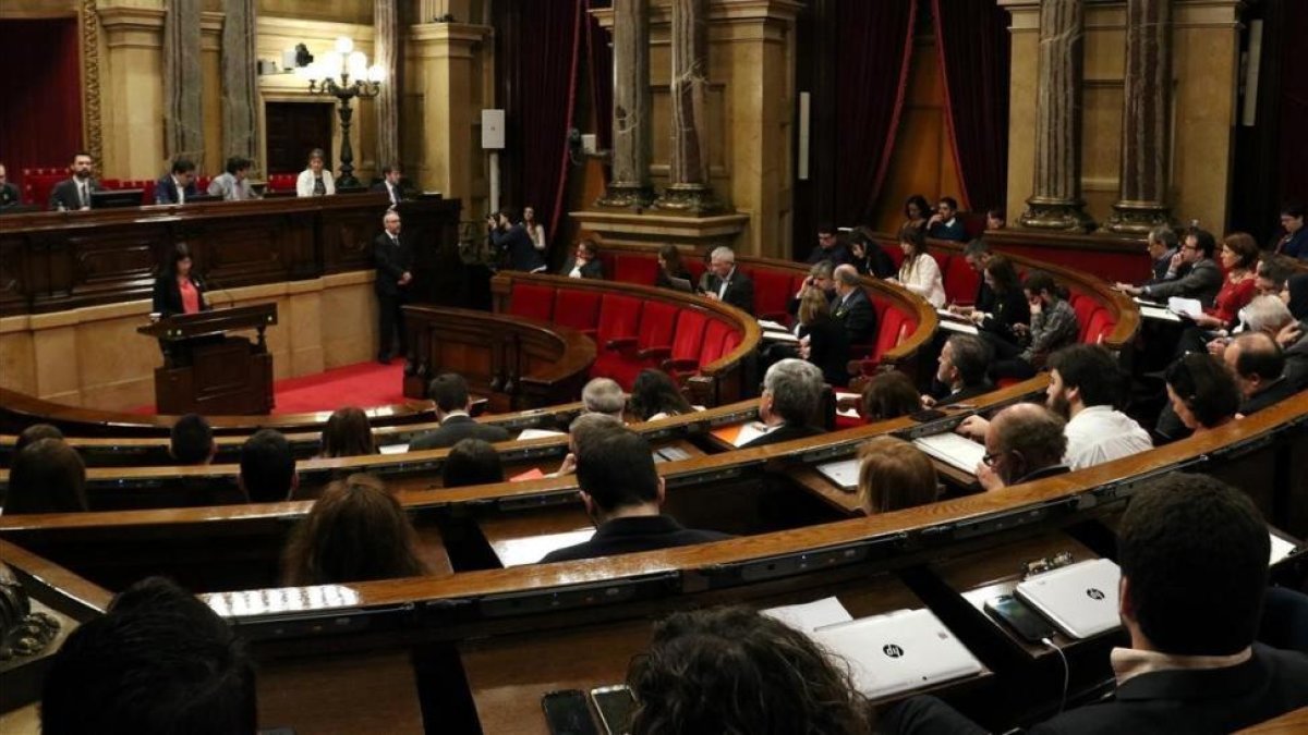 Pleno del Parlament-PERE FRANCESCH (ACN)