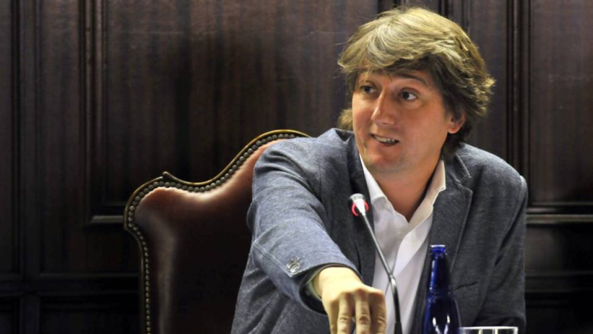El alcalde de la ciudad, Carlos Martínez, durante un Pleno.-ÁLVARO MARTÍNEZ