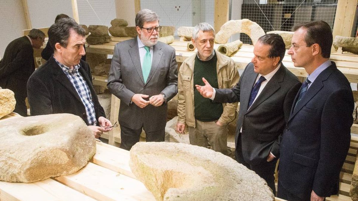 La Mesa de Gobierno del CES, integrada por su presidente, Germán Barrios, el presidente de Cecale, Santiago Aparicio, el secretario general de UGT en Castilla y León, Agustín Prieto, y el secretario general de CCOO Castilla y León, Ángel Hernández, se reú-Ical