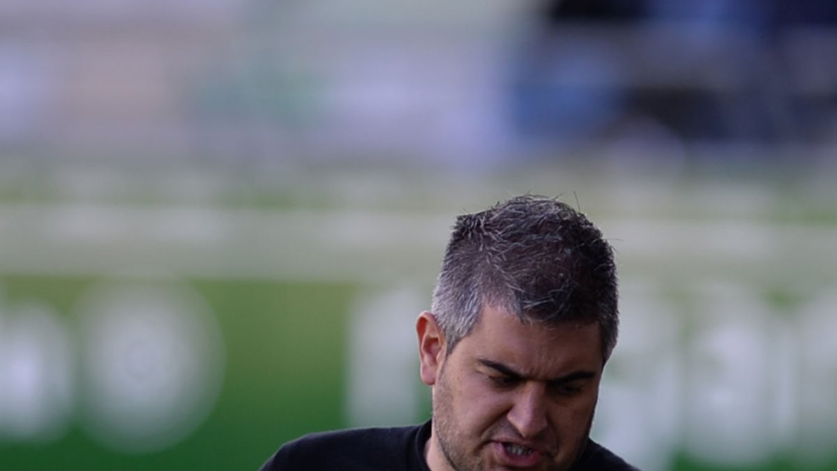 Álex Huerta hace un gesto durante el partido de ayer. ÁREA 11