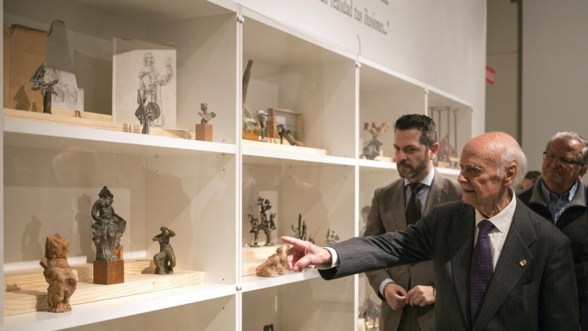 Presentación de la exposición 'Divertimentos de taller', del escultor Venancio Blanco, en la sala de Santo Domingo.-ICAL