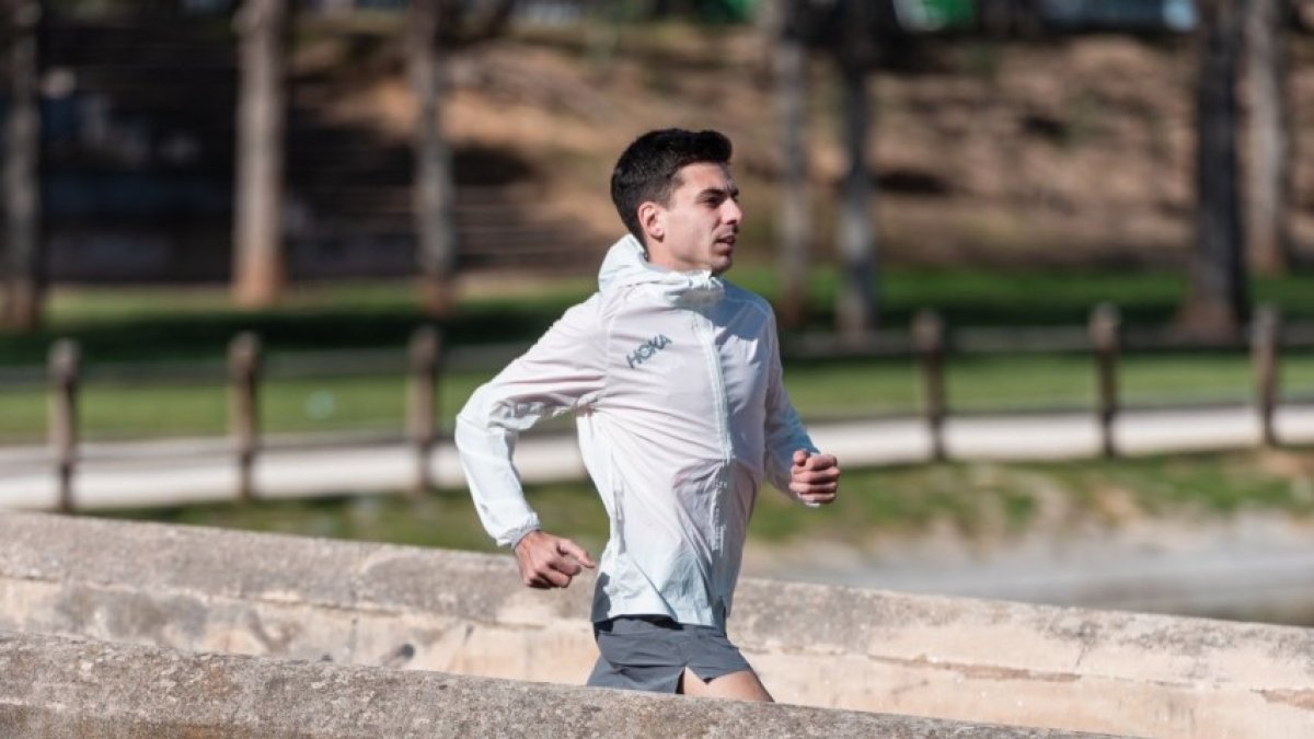 Yago Rojo entrenando en la capital soriana.