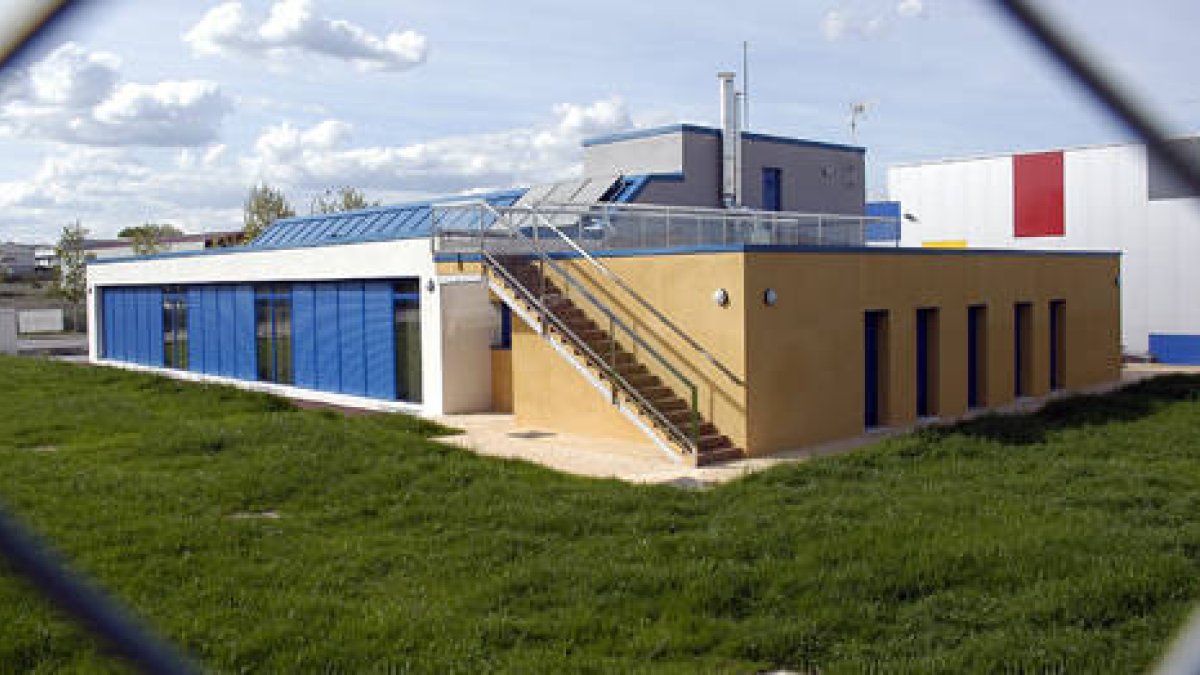 En la provincia hay 35 centros infantiles autorizados por la Junta para ofrecer la escolarización gratuita de dos a tres años el curso que viene. MARIO TEJEDOR