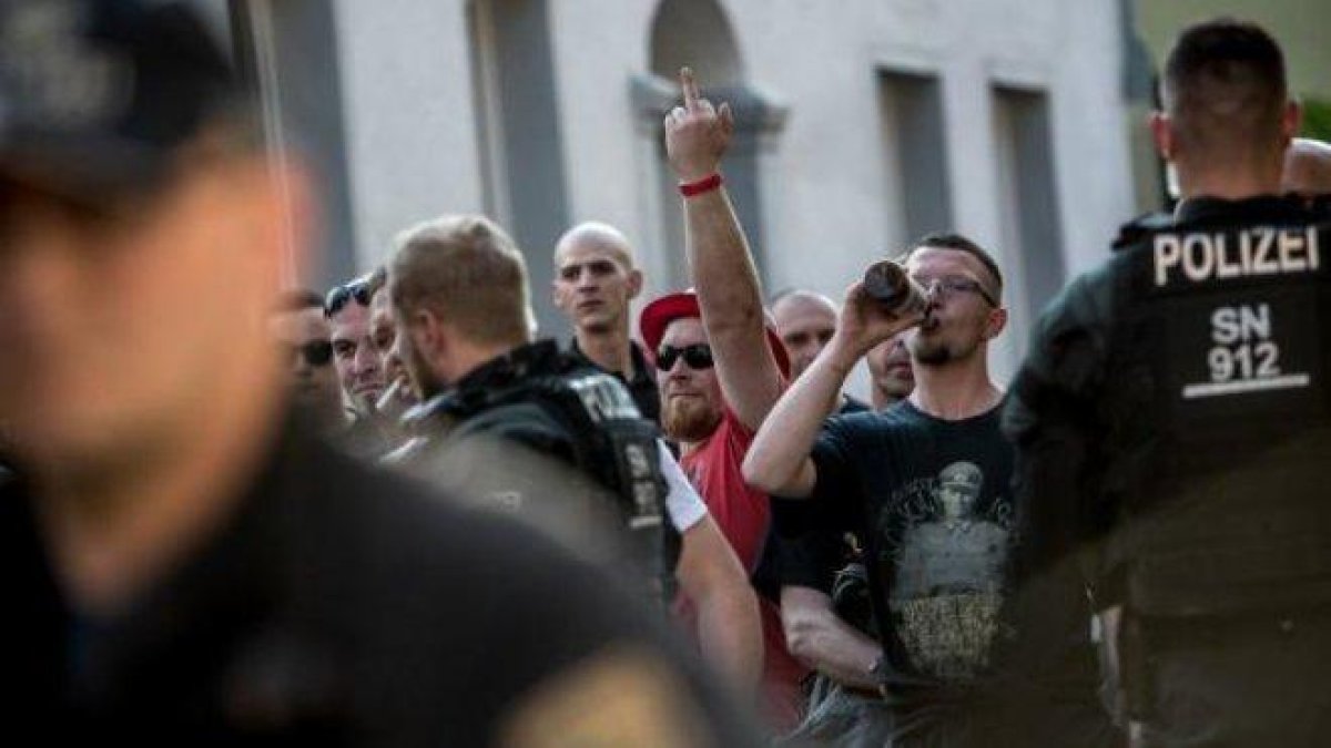 Asistentes al Festival Schild und Schwert (Festival Escudo y Espada) en Alemania en el 2018.-EFE