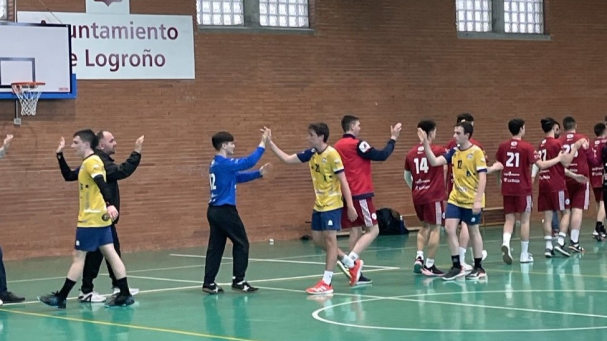 Uno de los partidos de la base del BM Soria. HDS