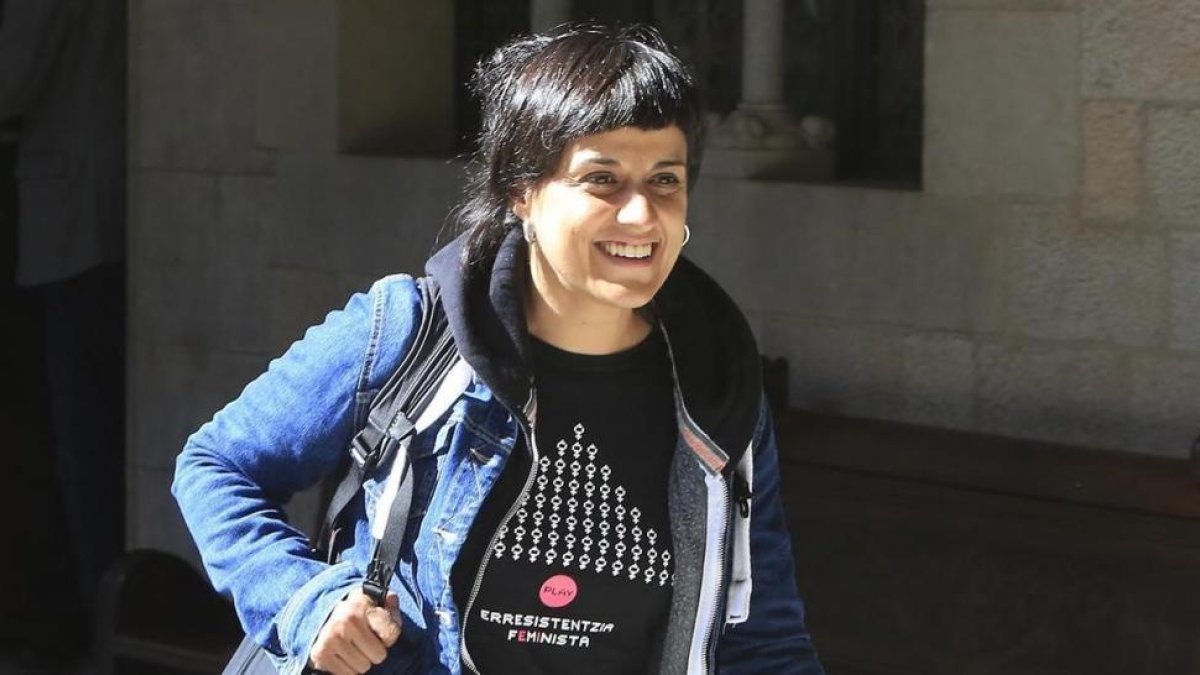 Anna Gabriel, sonriente, en una imagen de archivo.-FERRAN NADEU