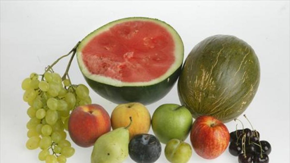 BODEGÓN SALUDABLE.  El melón y la sandía son de las mejores frutas para la piel.-