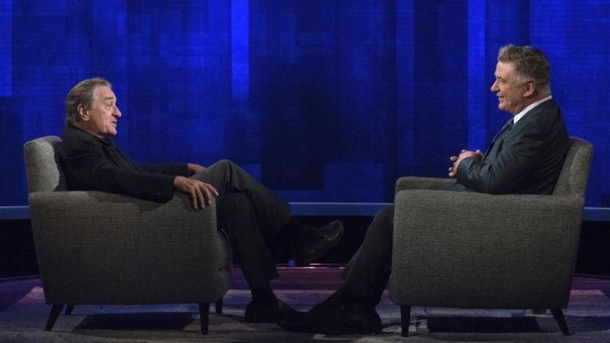 Alec Baldwin, con Robert DeNiro.-AP / HEIDI GUTMAN