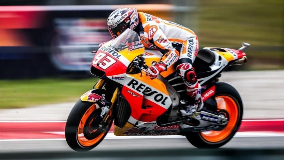 EL GP DE ESPAÑA Marc Márquez, sí se puede El 'paddock' de MotoGP ve posible, si le respeten las lesiones, que el 'nen de Cervera', 14 años más joven que Rossi, alcance las marcas del 'Doctor'
