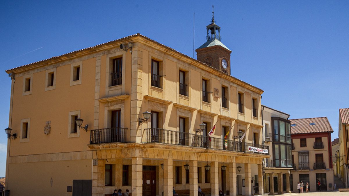 Ayuntamiento de Almazán. MARIO TEJEDOR