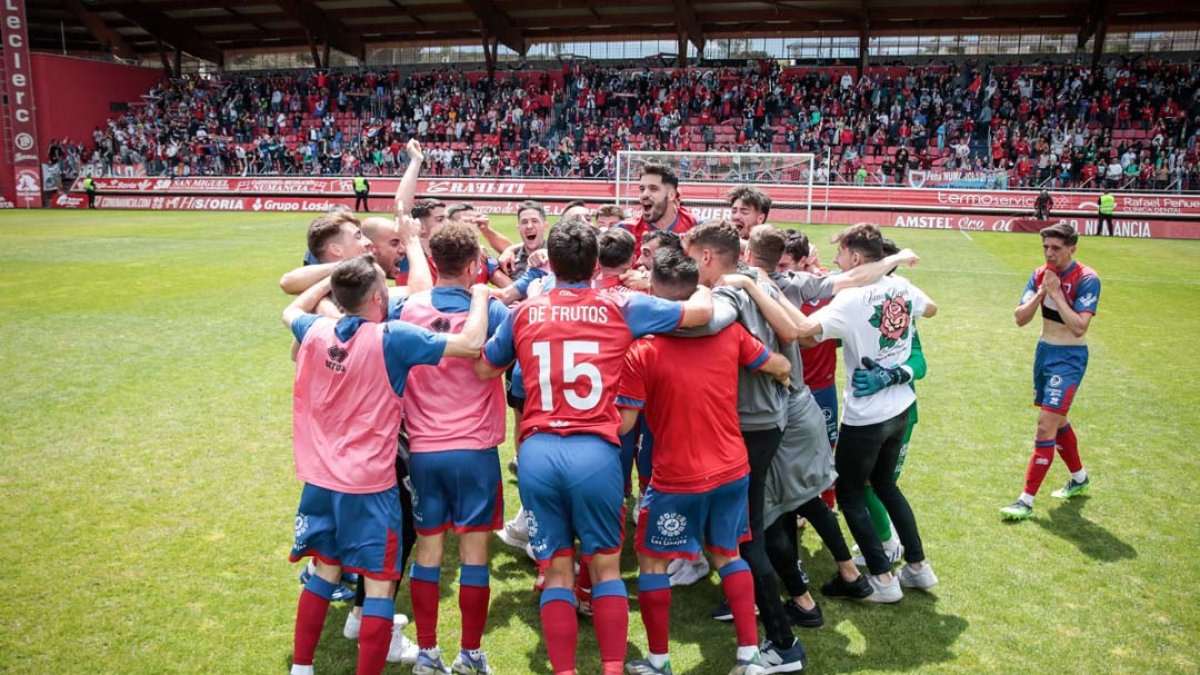 La Primera RFEF en la que jugará el Numancia cerrará sus plazas el 11 de junio. GONZALO MONTESEGURO
