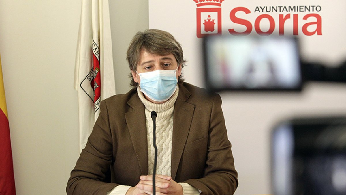 El alcalde de la capital, Carlos Martínez. LUIS ÁNGEL TEJEDOR