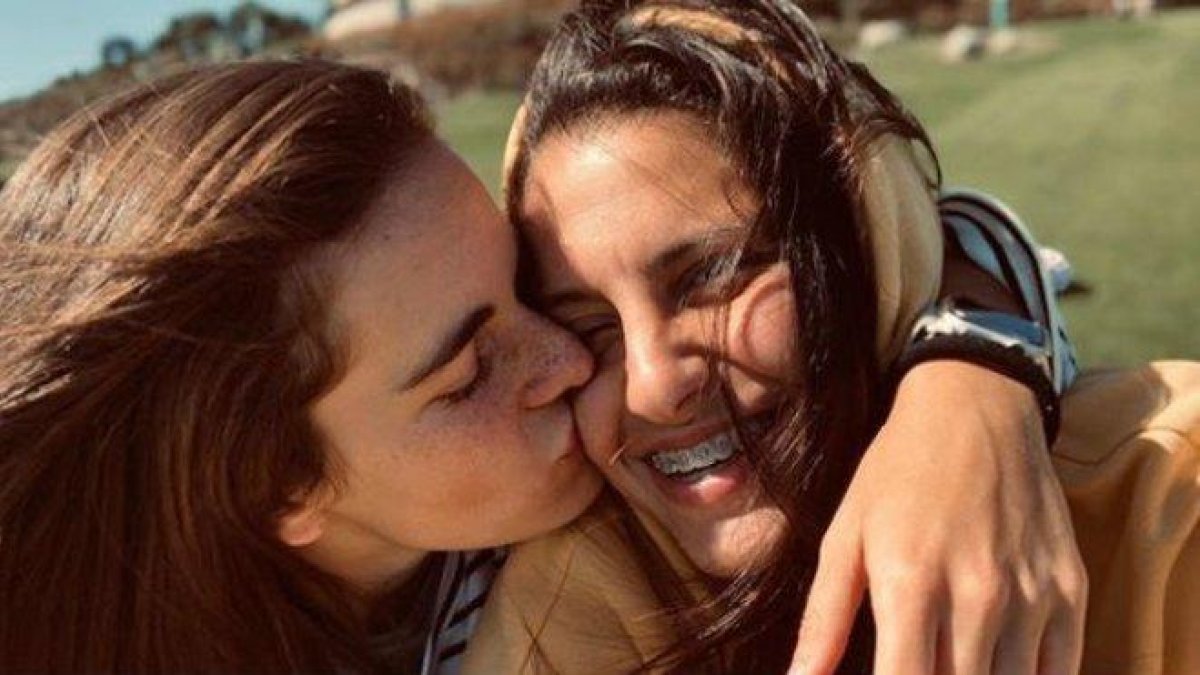 atricia Curbelo y Teresa Abelleira mostrando su amor.-I.G.