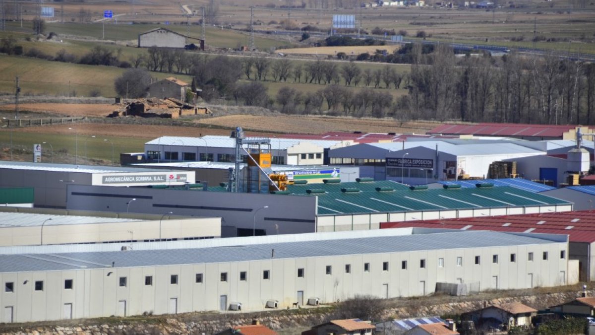 Polígono de Almazán.-M. T.