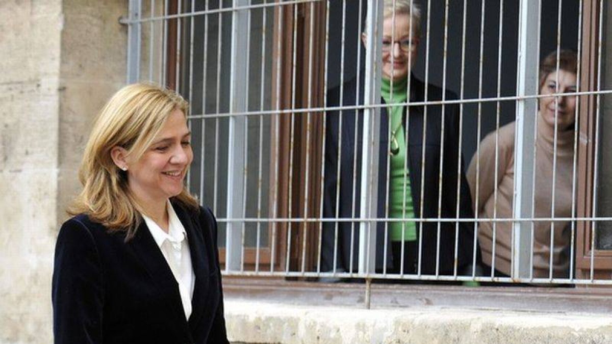 La infanta Cristina llega a la Audiencia de Palma, el pasado 8 de febrero.-Foto: GERARD JULIEN / AFP