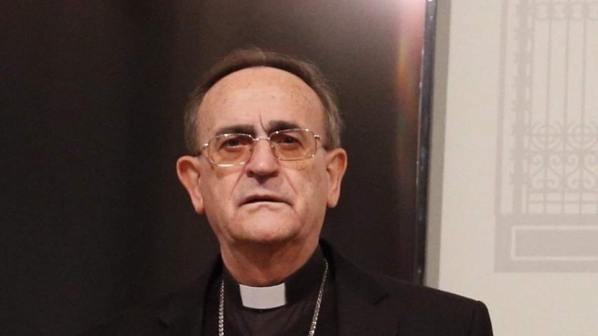 El obispo de Salamanca, Carlos López.-- ICAL