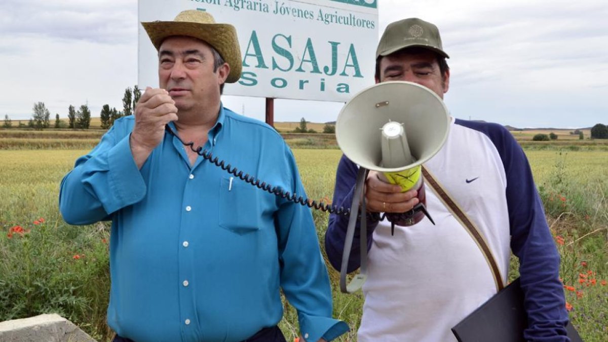 Representantes de Asaja en una imagen de archivo.-VALENTÍN GUISANDE