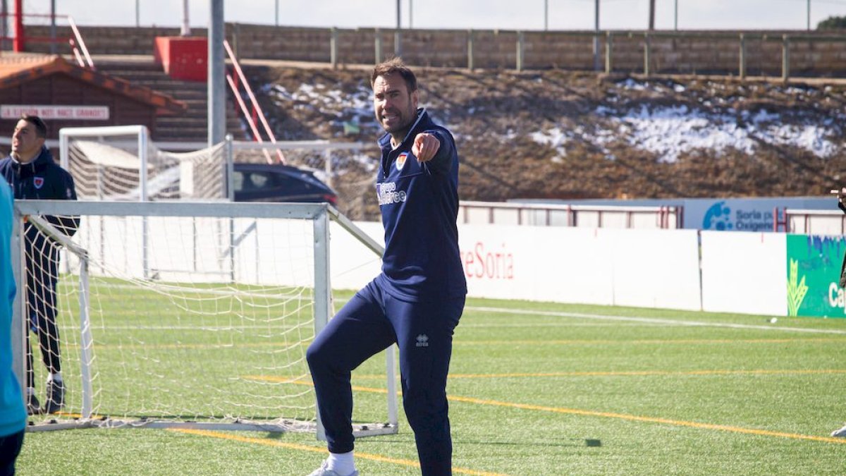 Iñaki Bea en el entrenamiento del pasado miércoles en la
Ciudad Deportiva. MARIO TEJEDOR