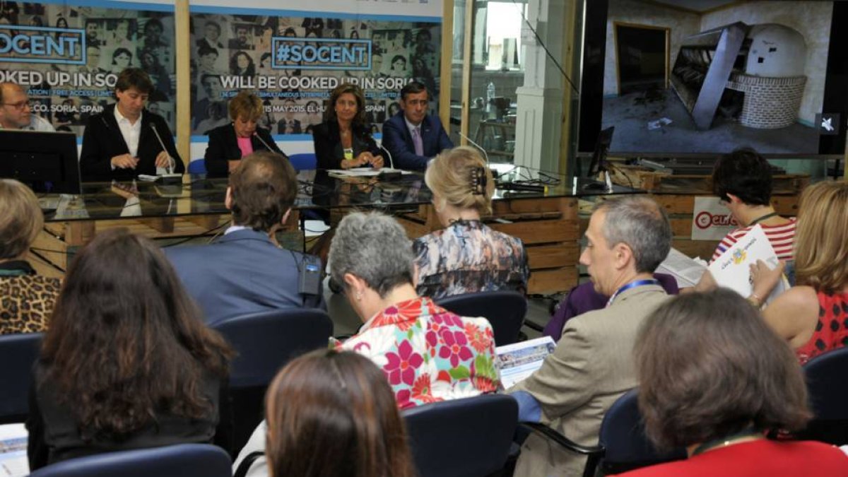 Imagen de la Conferencia Europea de Emprendimiento y Economía Social, ayer, en El Hueco.-VALENTÍN GUISANDE
