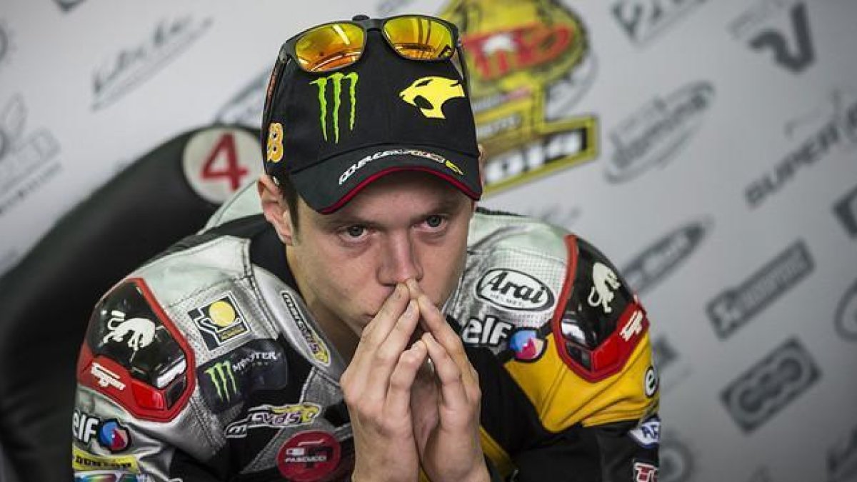 El actual campeón de Moto2, Tito Rabat, pensativo antes de la carrera.-MIGUEL LORENZO