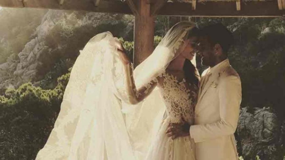 Joana Sanz y Dani Alves, en la boda.-INSTAGRAM