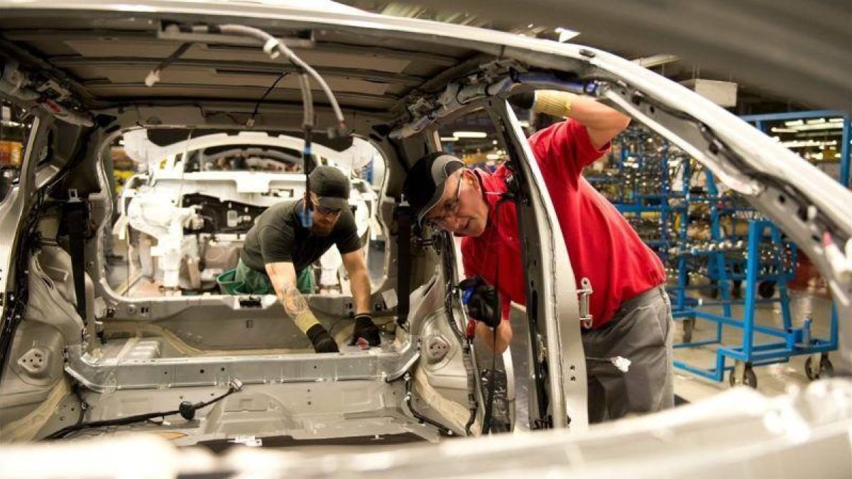 Trabajadores de Nissan de la planta de Sunderland.-EL PERIÓDICO