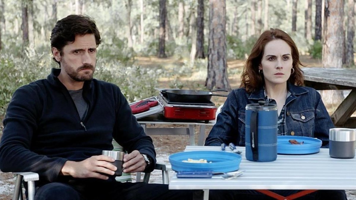 Juan Diego Botto y Michelle Dockery, en la serie de la cadena TNT Buena conducta.-EL PERIÓDICO
