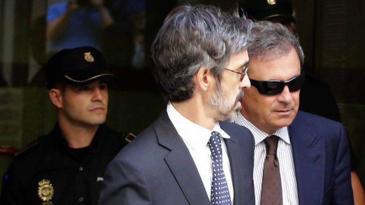 Salida de Jordi Pujol Ferrusola de la Audiencia Nacional, el pasado septiembre.-Foto: JUAN MANUEL PRATS
