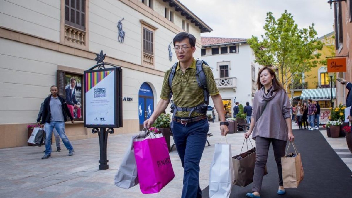 Mientras los empresarios del sector de la automoción o de la construcción son optimistas, los del sector bancario ven un 2018 con malas perspectivas.-/ FERRAN NADEU (EL PERIÓDICO)