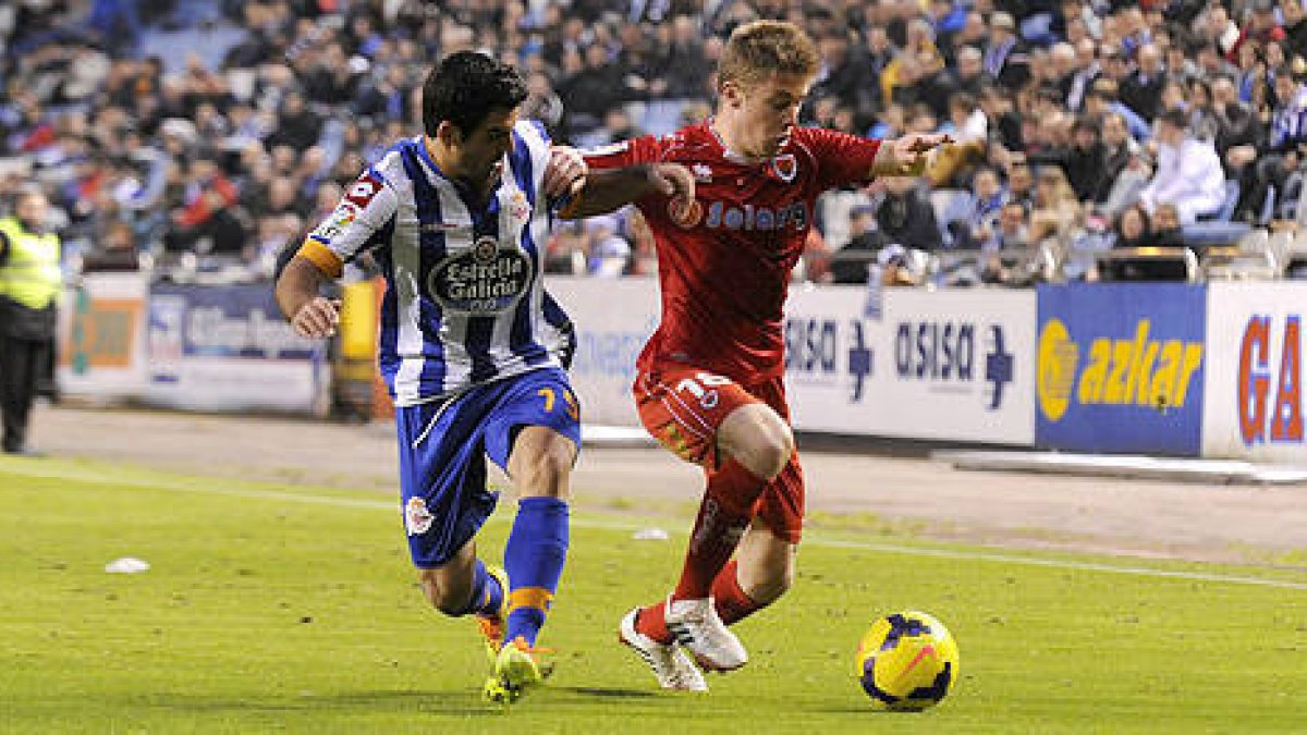 El Numancia logró un punto de prestigio en Riazor. / Área 11-