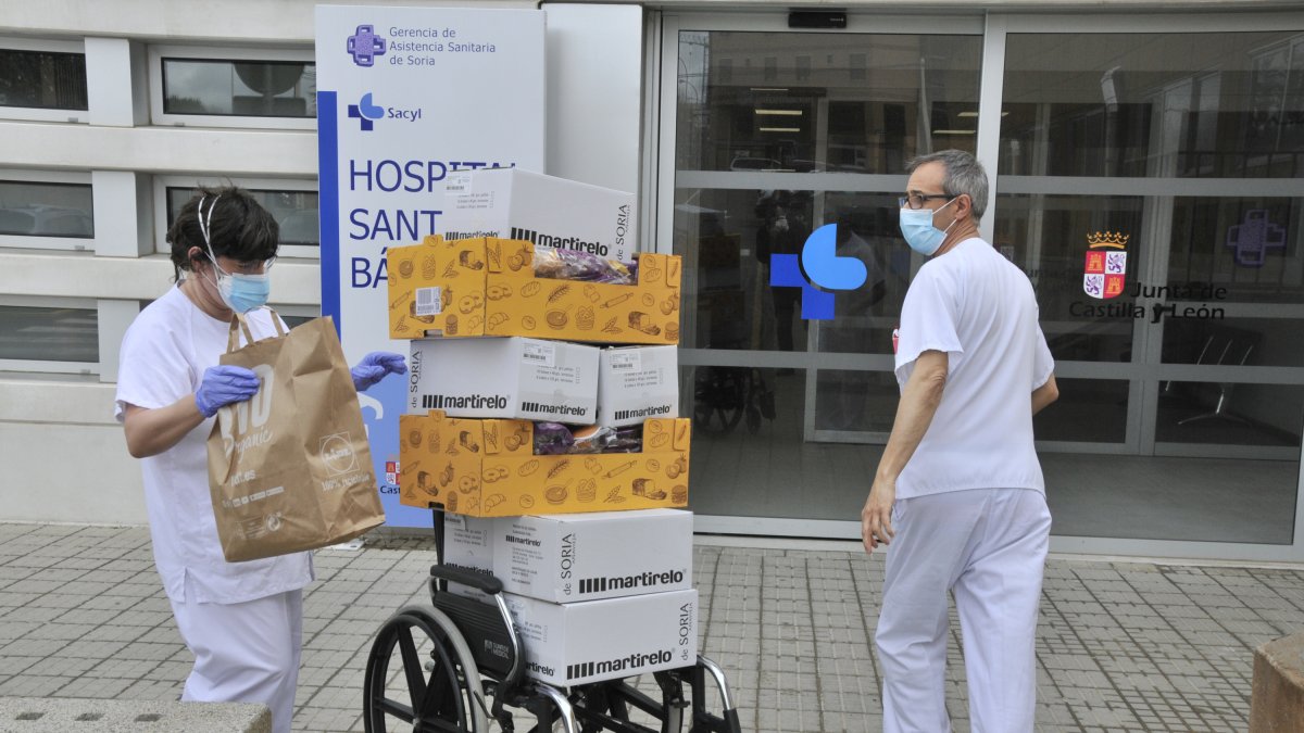 Donaciones de particulares y empresas al Hospital Santa Bárbara.-V.G.