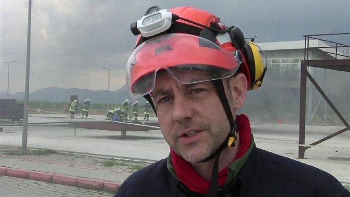 Imagen de James Le Mesurier captada de un vídeo, durante unos ejercicios de entrenamiento en el sur de Turquía en marzo del 2015.-AP