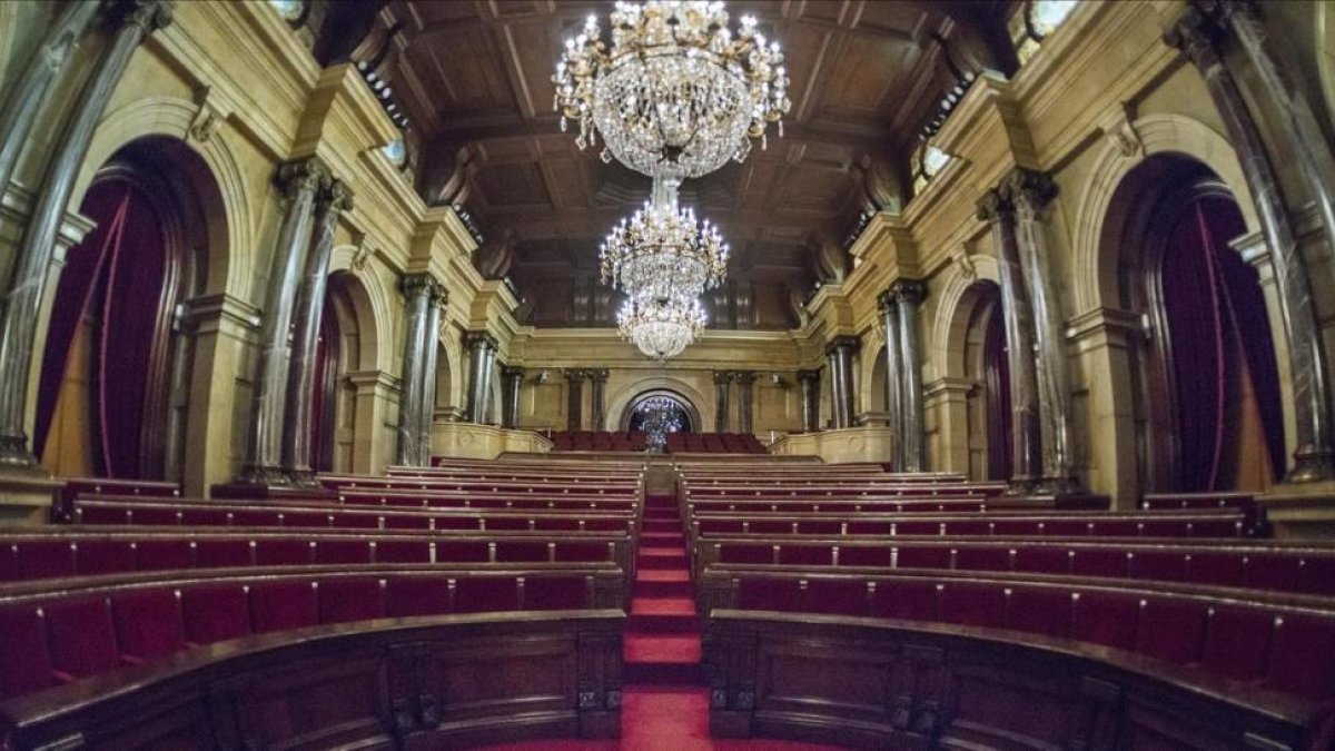 El hemiciclo del Parlament de Catalunya, vacío.-FERRAN SENDRA