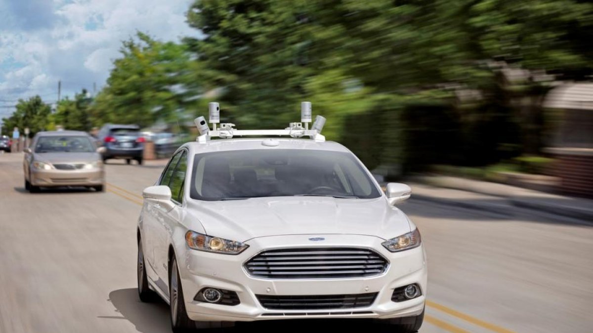 Coche autónomo de Ford en pruebas.-