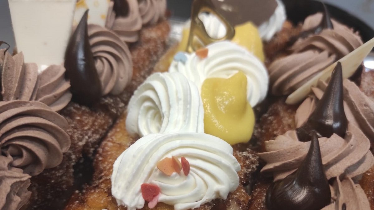 Hay versiones de torrijas Semana Santa en Soria con nata, trufa o yema.
