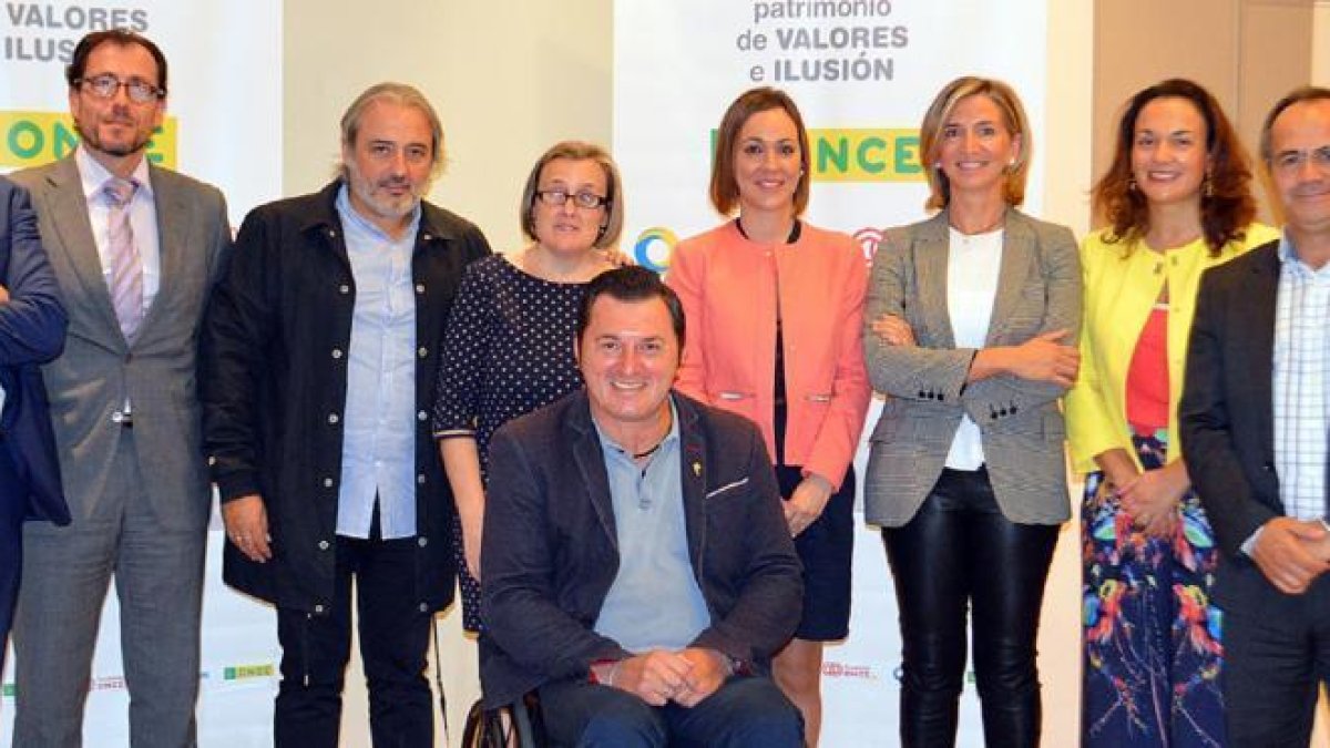 Pablo Lago, Ismael Pérez, Daniel Duque, Imelda Fernández, Francisco Sardón, Arancha Casado, Alicia García, Eva Fernández y Florencio Carrera,-ICAL