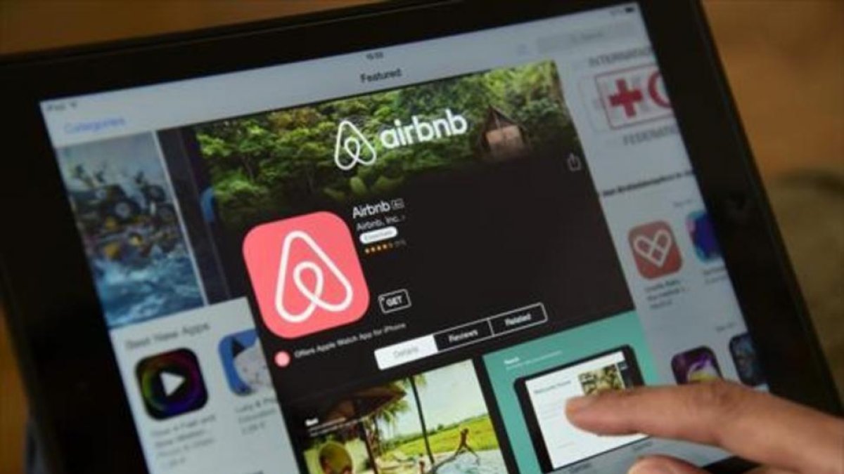 Web de Aribnb.-AFP / JOHN MACDOUGALL
