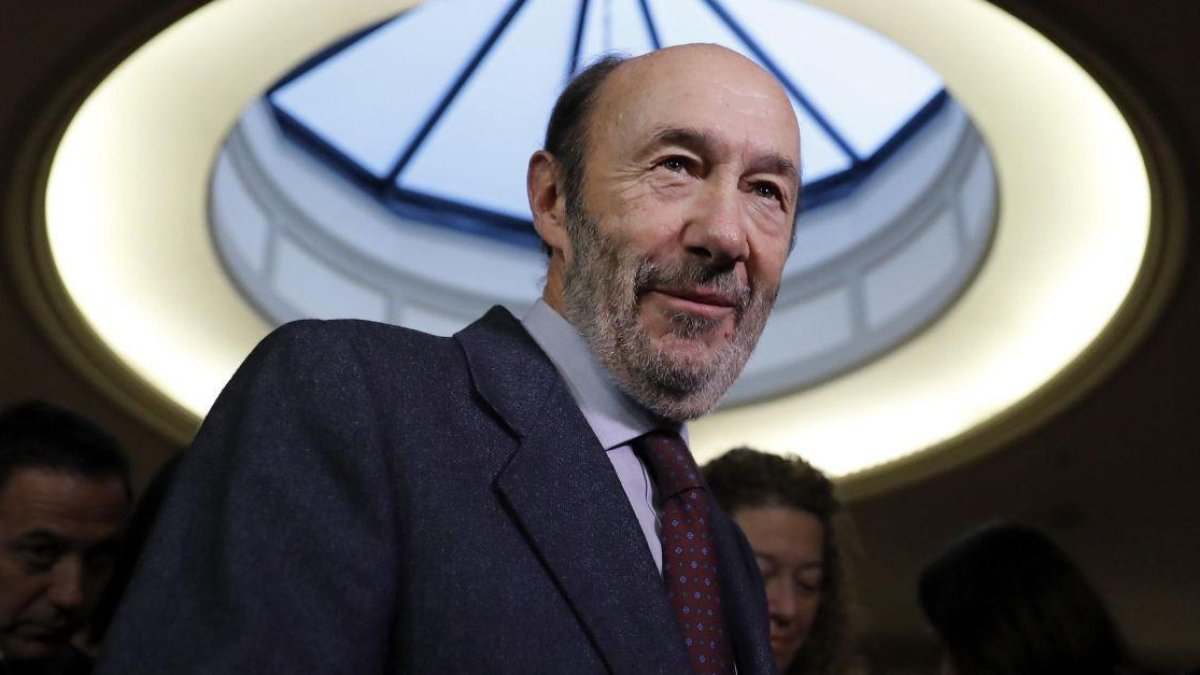 Alfredo Pérez Rubalcaba.-
