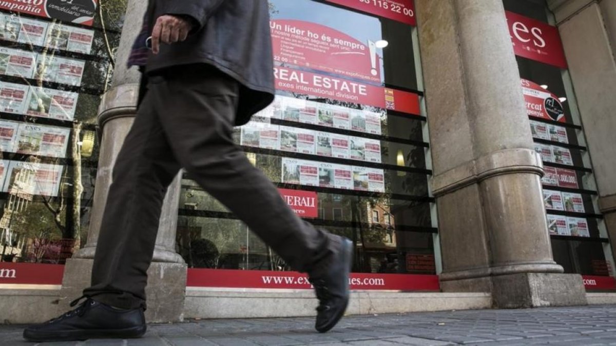 Una inmobiliaria de Barcelona.-JOAN PUIG