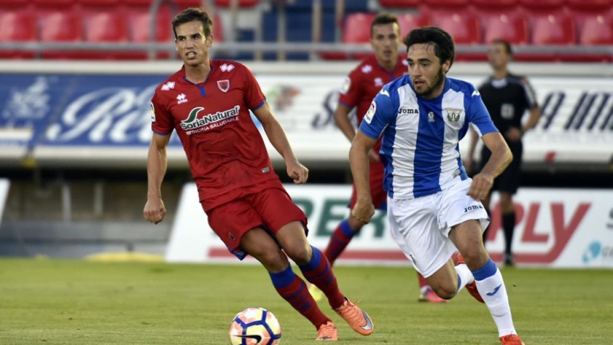 El Numancia recupera para Córdoba a Íñigo Pérez después de sus dos partidos de sanción.-Valentín Guisande