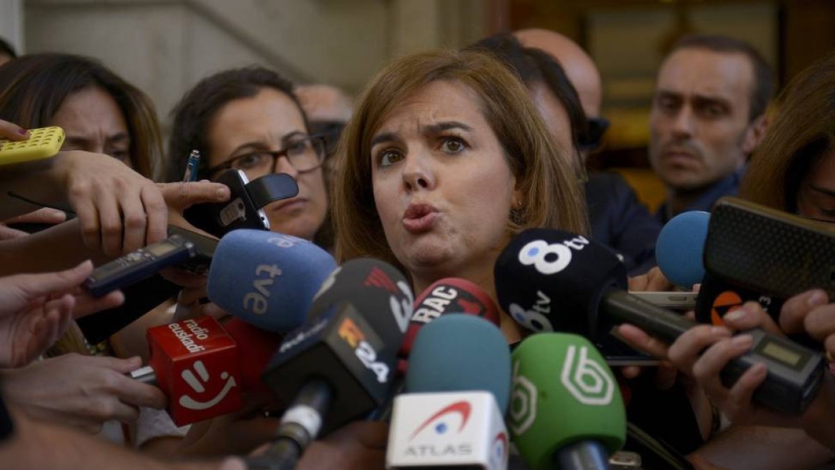 La vicepresidenta del Gobierno, Soraya Sáenz de Santamaría, en el Congreso de los Diputados.-Bernardo Díaz