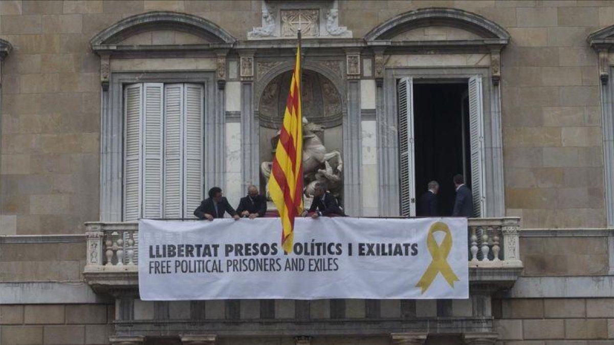 El parque de la Ciutadella (Barcelona) con lazos amarillos, el pasado 17 de enero-FERRAN NADEU